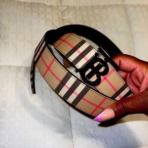 AUTHENTIC Brand New Burberry Belt